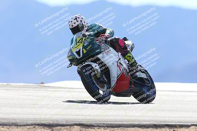 media/Dec-08-2024-CVMA (Sun) [[267e5a7075]]/Race 4-Amateur Supersport Middleweight/